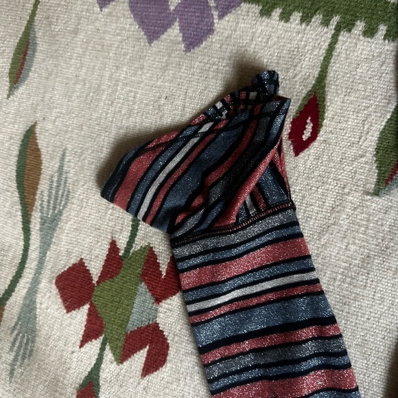 Free People Sparkly metallic shimmer boat Neck quarter flared sleeve M - Picture 4 of 5